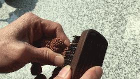 金刚菩提变黑怎么补救,金刚菩提变黑后用什么刷子