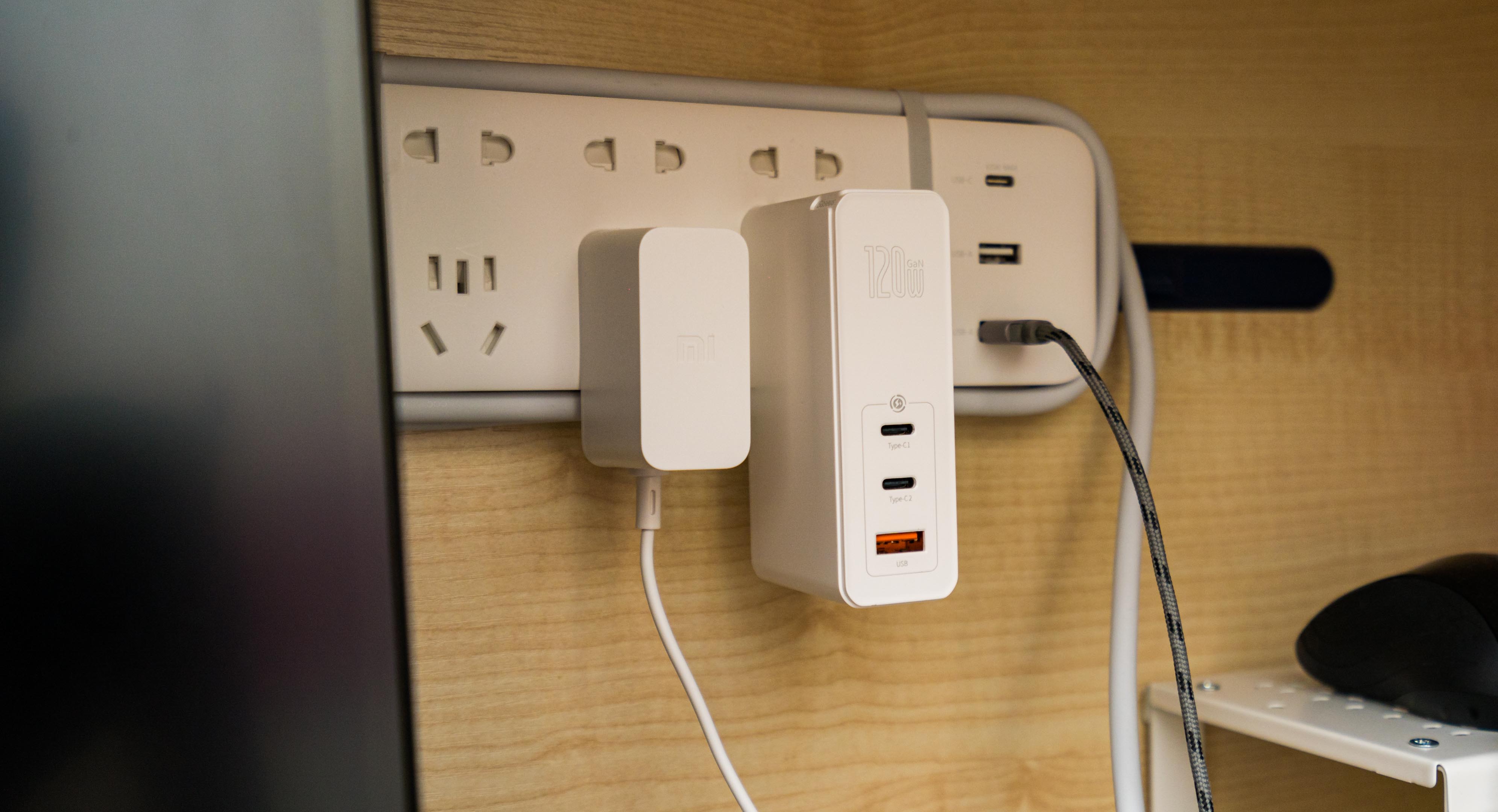 macbookpro16英寸使用教程,倍思氮化镓100w充苹果电脑