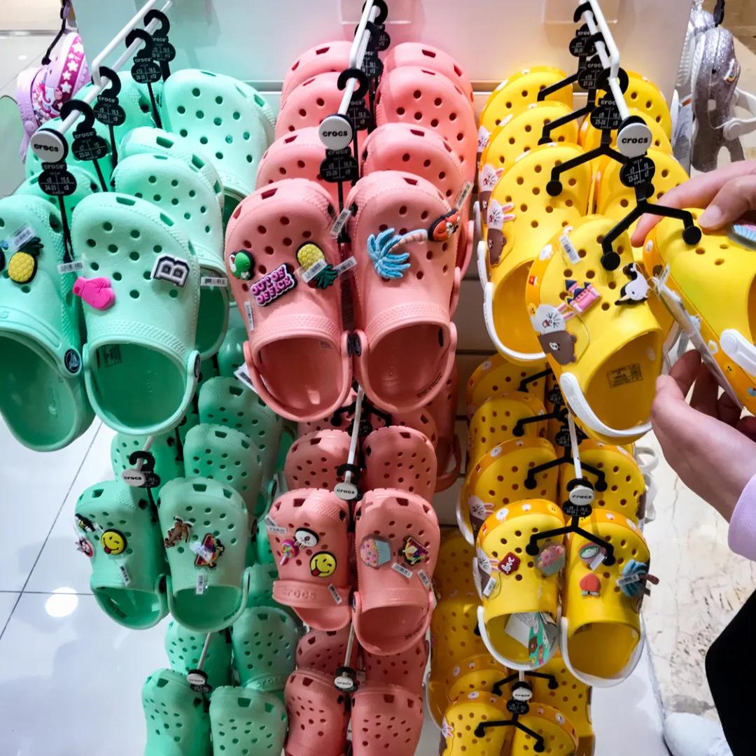 儿童穿哪种凉鞋比较好测评,关爱宝宝从脚开始