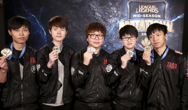 英雄联盟s5全球总决赛决赛视频,2022英雄联盟全球总决赛结束采访