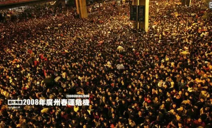 春运回家有多难视频,渐行渐远的孤单的旅途