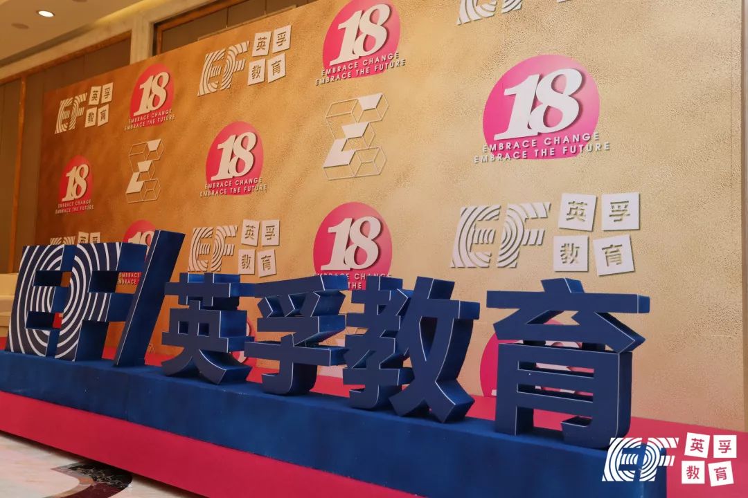 鑻卞瓪澶哄啝,鑻卞瓪娲诲姩鍥為【