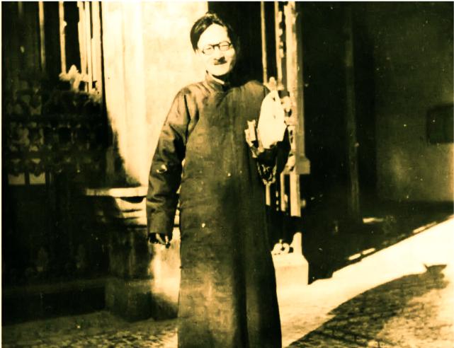 刘文典：踢蒋介石骂沈从文提起鲁迅伸出小指头，他凭啥这么狂？