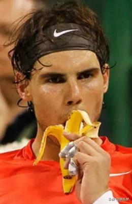 为什么赛场上总是能看见运动员吃大香蕉？