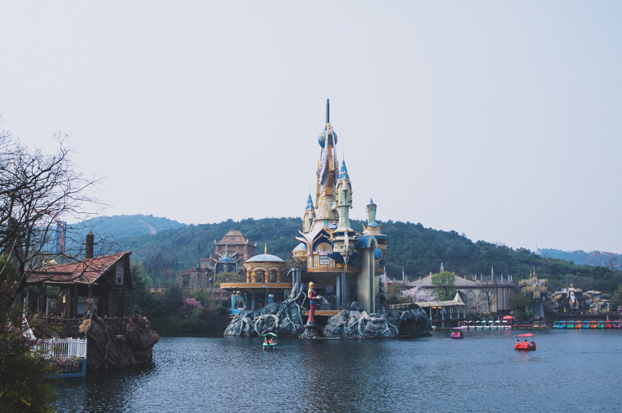 常州嬉戏谷一日游攻略200字,游常州嬉戏谷游乐项目