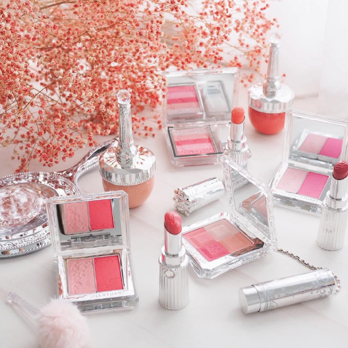 脸上没气色怎么化妆,腮红帮你解决各种脸部问题