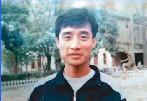 nba球员拼抢界外球,罗德曼拼抢界外球