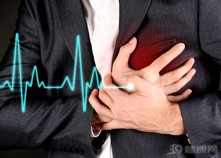 突发胸痛怎么办,引起胸痛的4种致命疾病鉴别