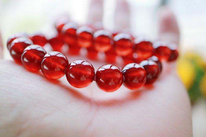 石榴石卖二十元一颗,石榴石便宜的是假的吗