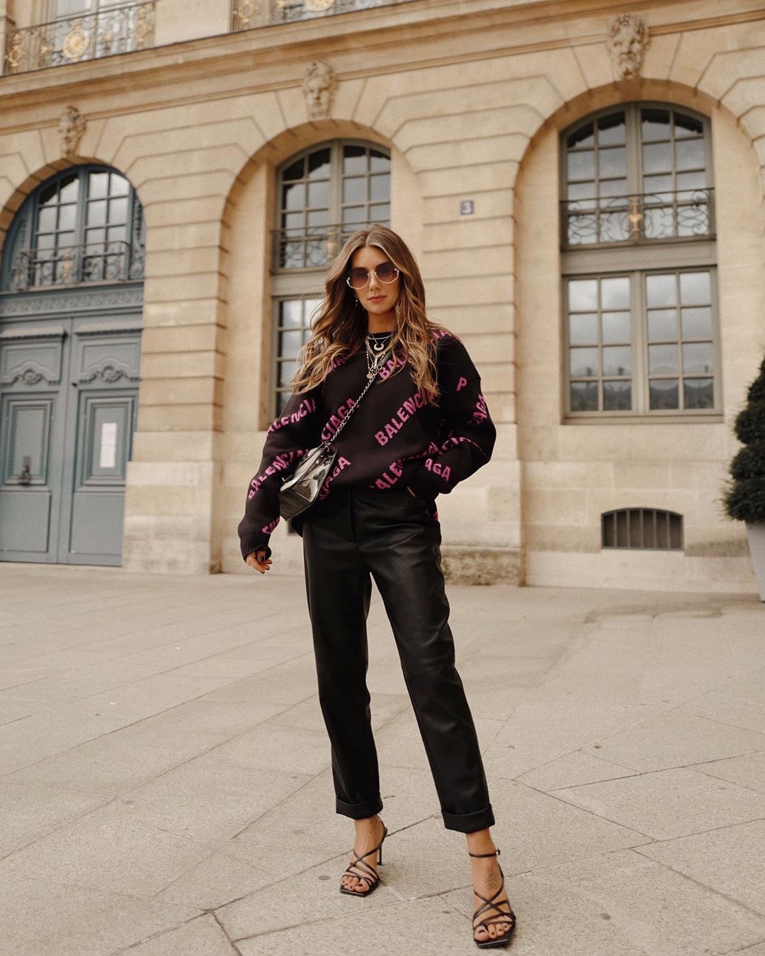 小个子腿细的适合穿什么裤,小个子穿翻边裤显腿短不