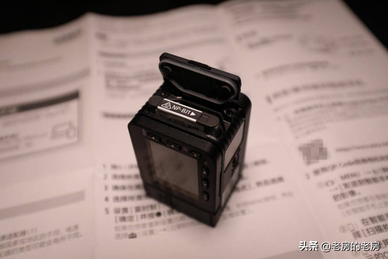 最贵是否最强？Vlog神机索尼RX0M2迷你黑卡体验