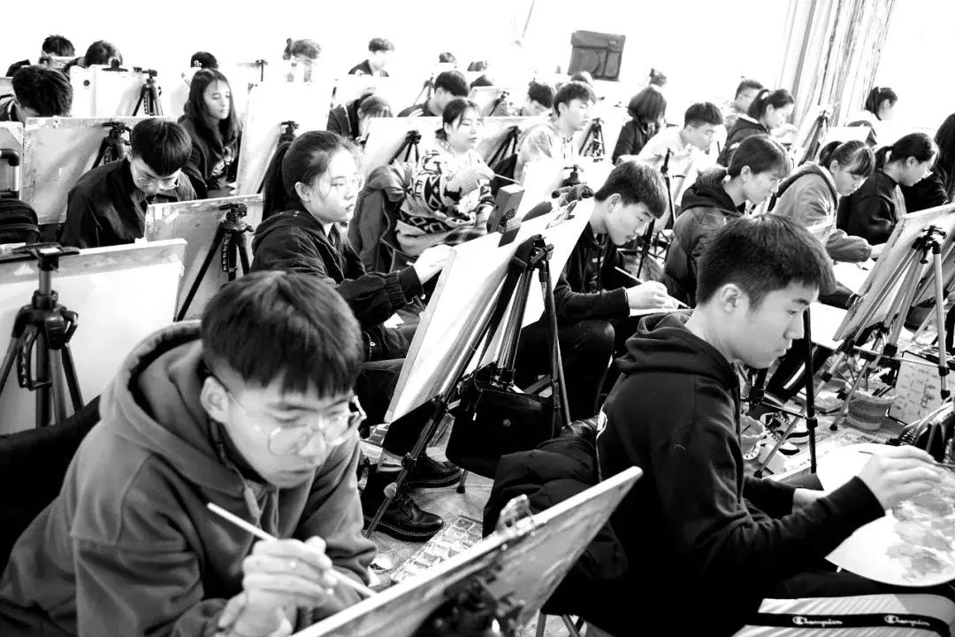 快联考了画得很差怎么办,美术联考多画了几个物体怎么办