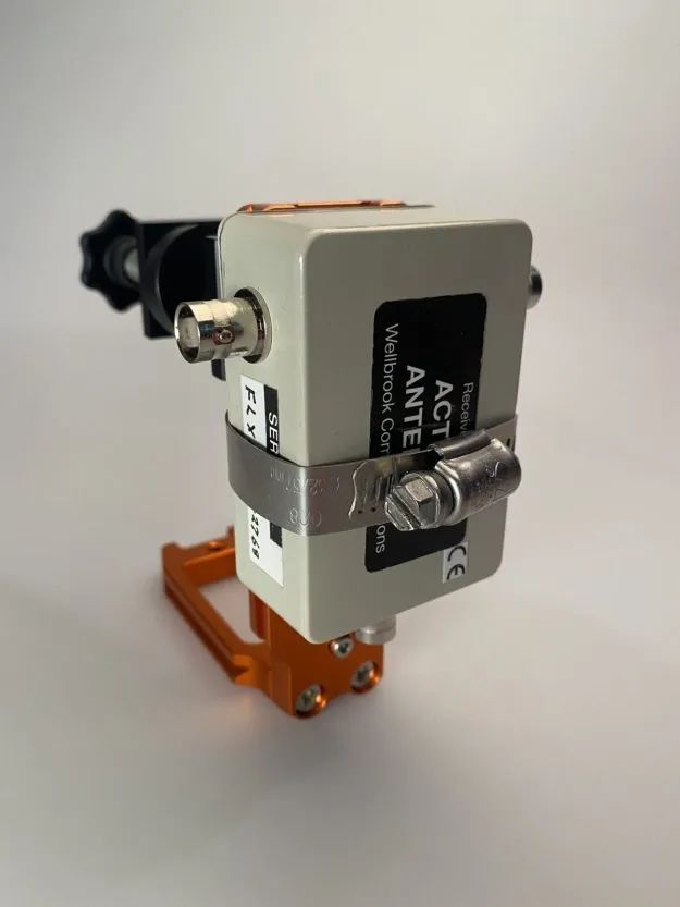 怎么架设中高频天线,如何制作一个高频率的收音机天线