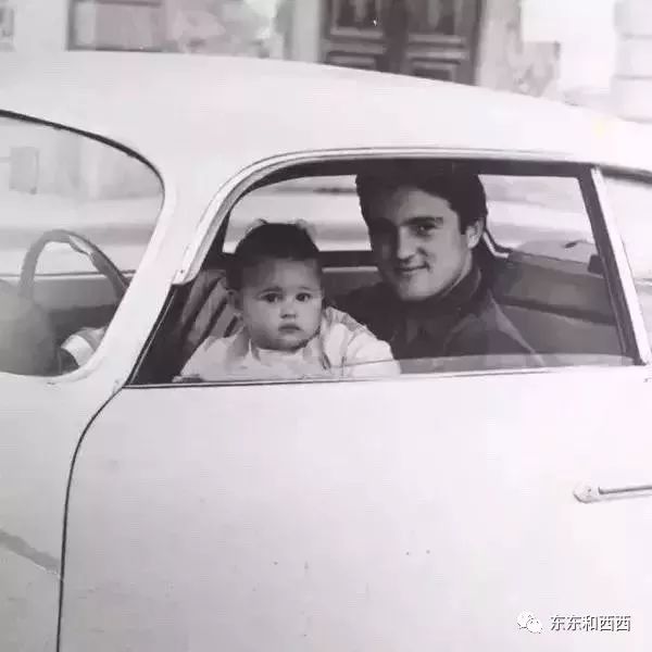 55岁仍然性感至死，这样的天生*物尤**从来没人觉得她低俗