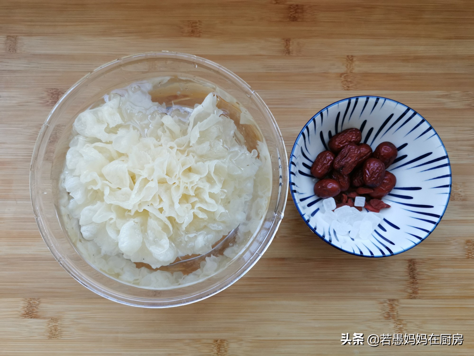 煮银耳溢出来怎么办,煮银耳不让白色泡沫溢出来