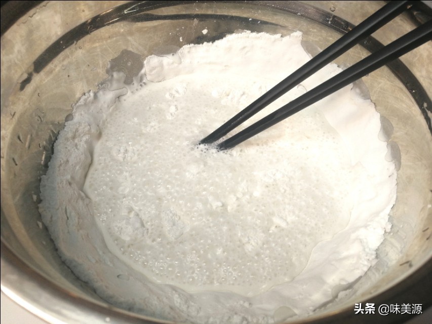 大米粉自制米粉可以炒着吃吗,自制红曲米粉最简单的方法