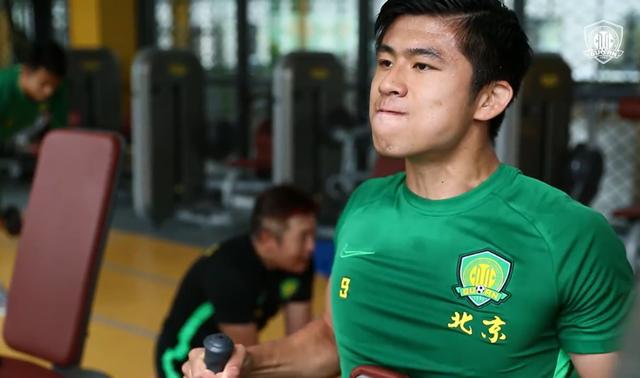 国安大胜张玉宁,张玉宁绝杀视频