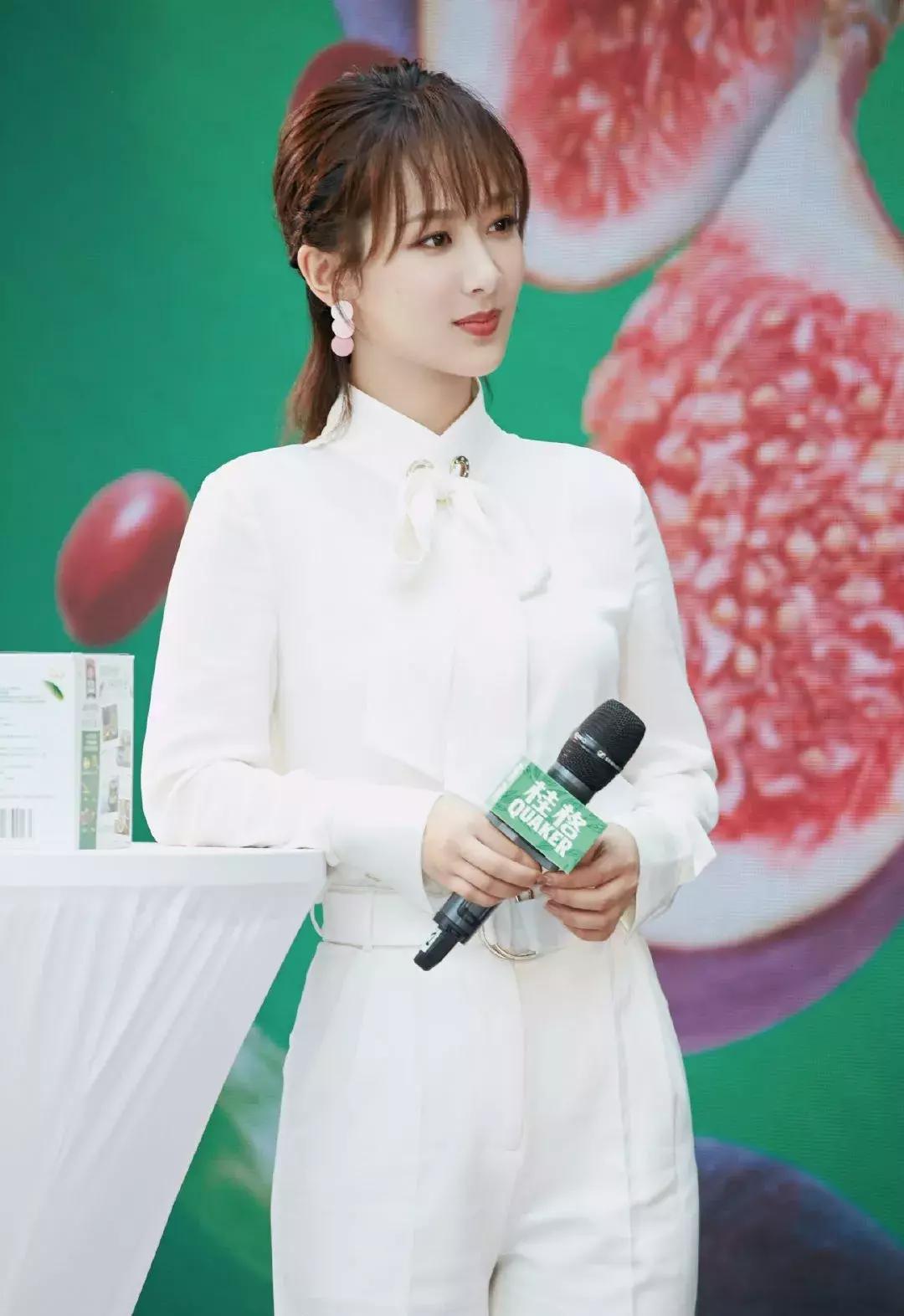 宋祖儿欧阳娜娜李庚希,宋祖儿和欧阳娜娜同款