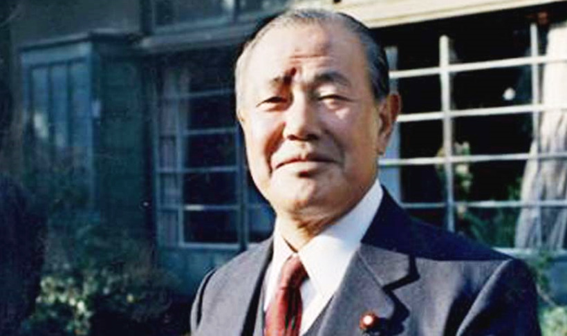 日本首相田中角荣表现,日本首相田中角荣简历