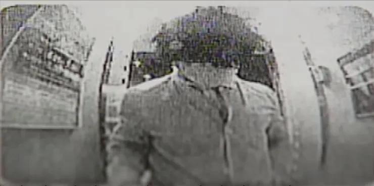 号称韩国“最帅”杀手：专挑*袜丝**女下手，女性还都爱跟他走