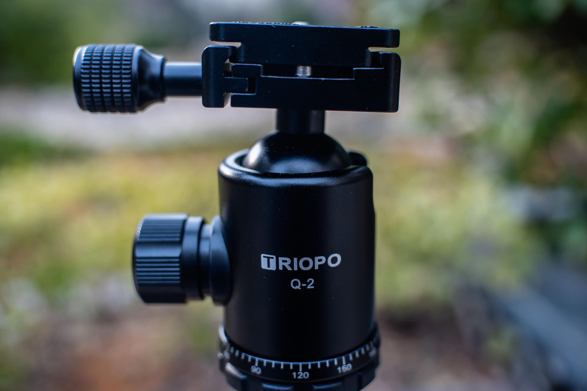 碳纤维三脚架平价推荐,性价比高碳纤维三脚架前十名