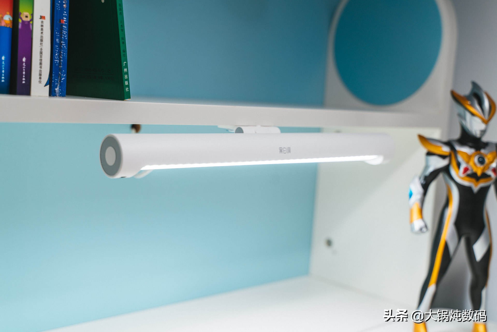 黑白调儿童学习桌星空款,儿童学习桌到底是不是智商税