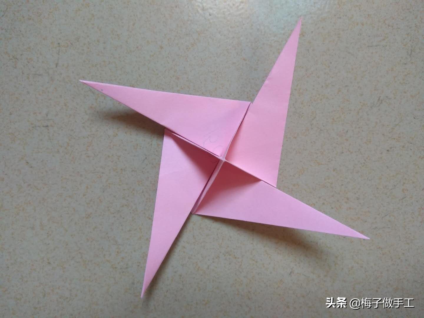 折纸手工陀螺简单一张纸,折纸陀螺一张纸做法最简单