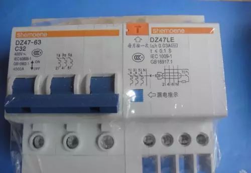 空调打不开也不亮灯什么问题,空调打不开电源看不见怎么弄