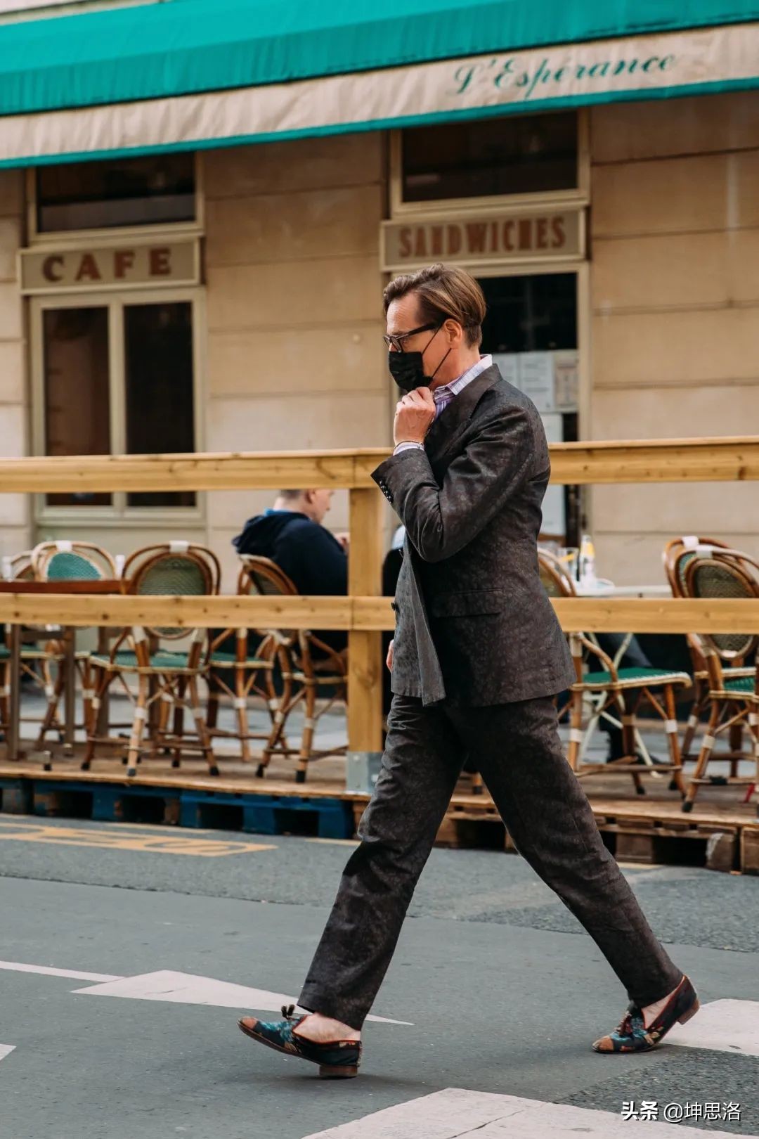 巴黎时装周的最佳街头穿搭风格,2020春夏时装周穿搭灵感指南