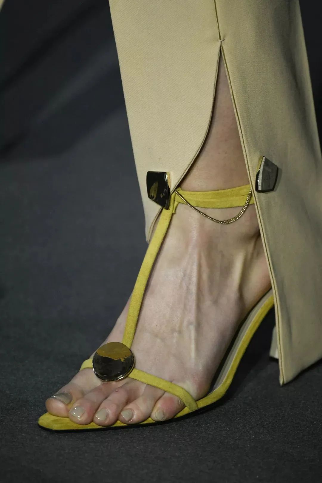 47岁董卿最惊艳的穿衣,董卿日常穿搭