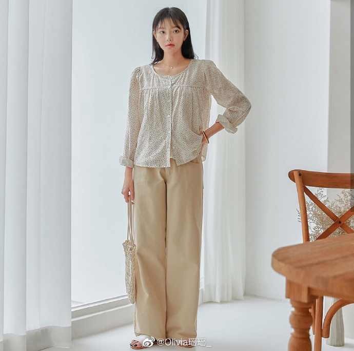 韩国秋季服装品牌 (推荐利落干练的韩国服装品牌)