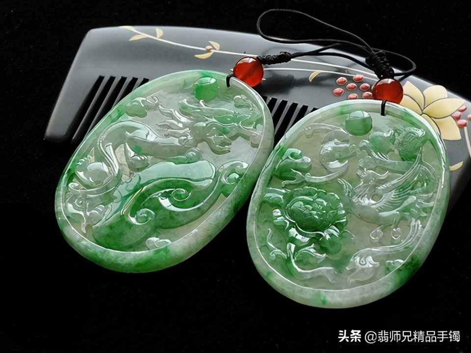 翡翠龙凤呈祥价值,翡翠龙凤牌的寓意