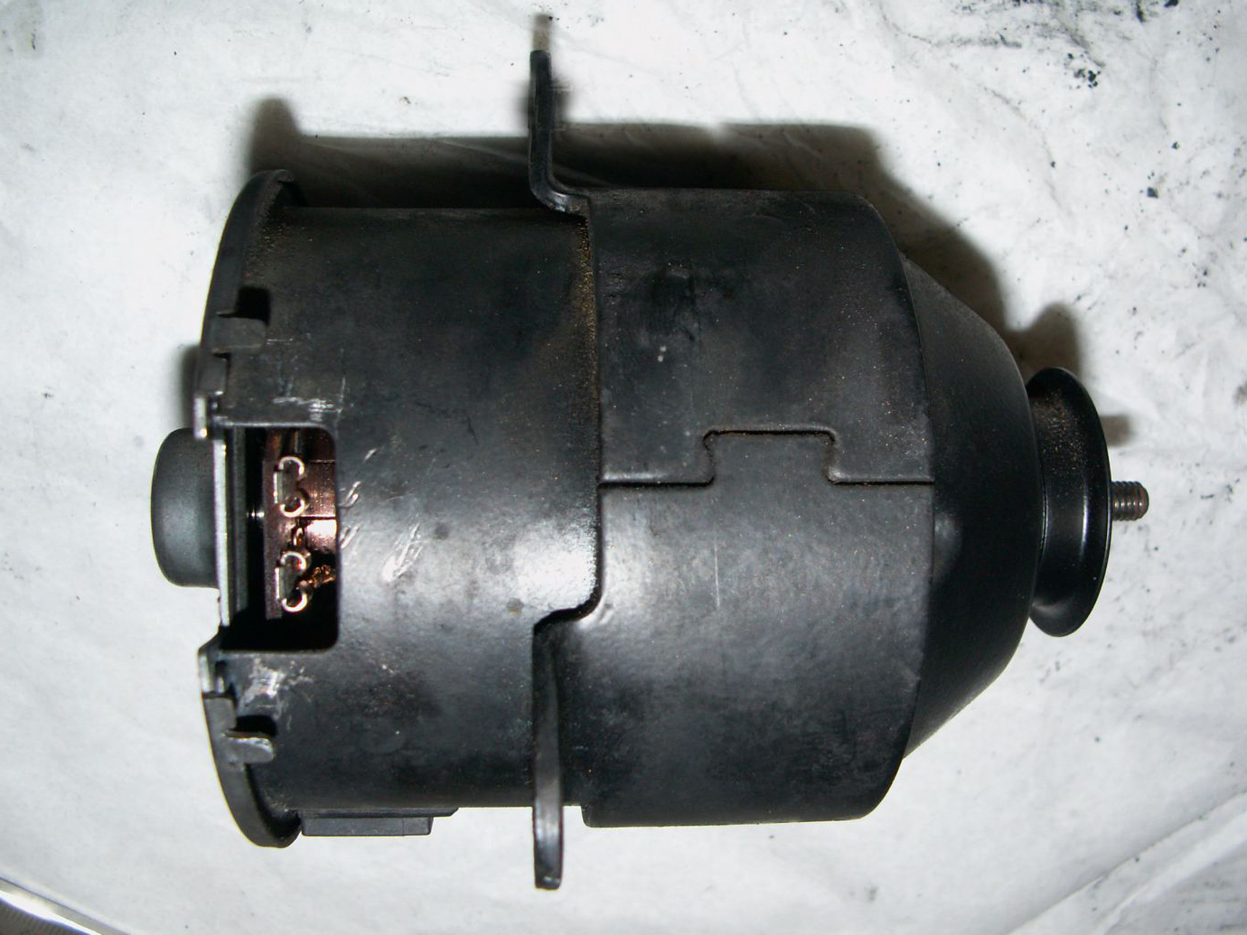 轿车散热风扇不转导致开锅,汽车散热器开锅怎么解决