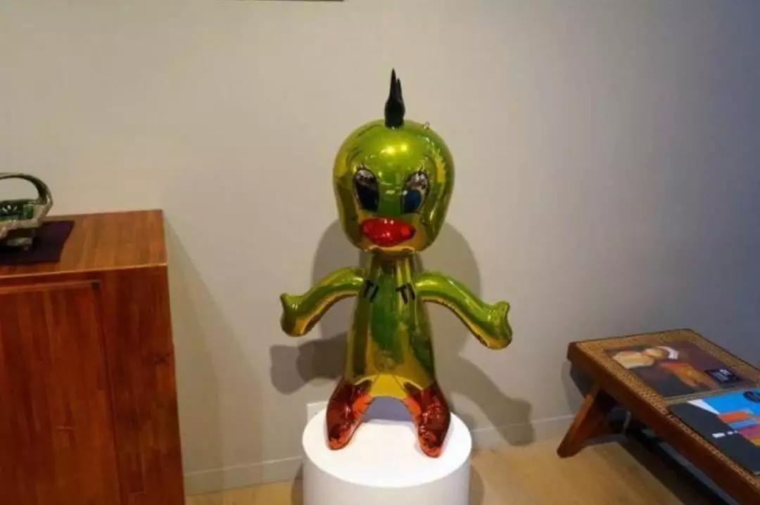 日本身价2220亿的富豪网上征婚，网友表示：“我可以！”