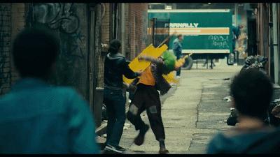 开局9.7，全世界都为这个疯子鼓掌