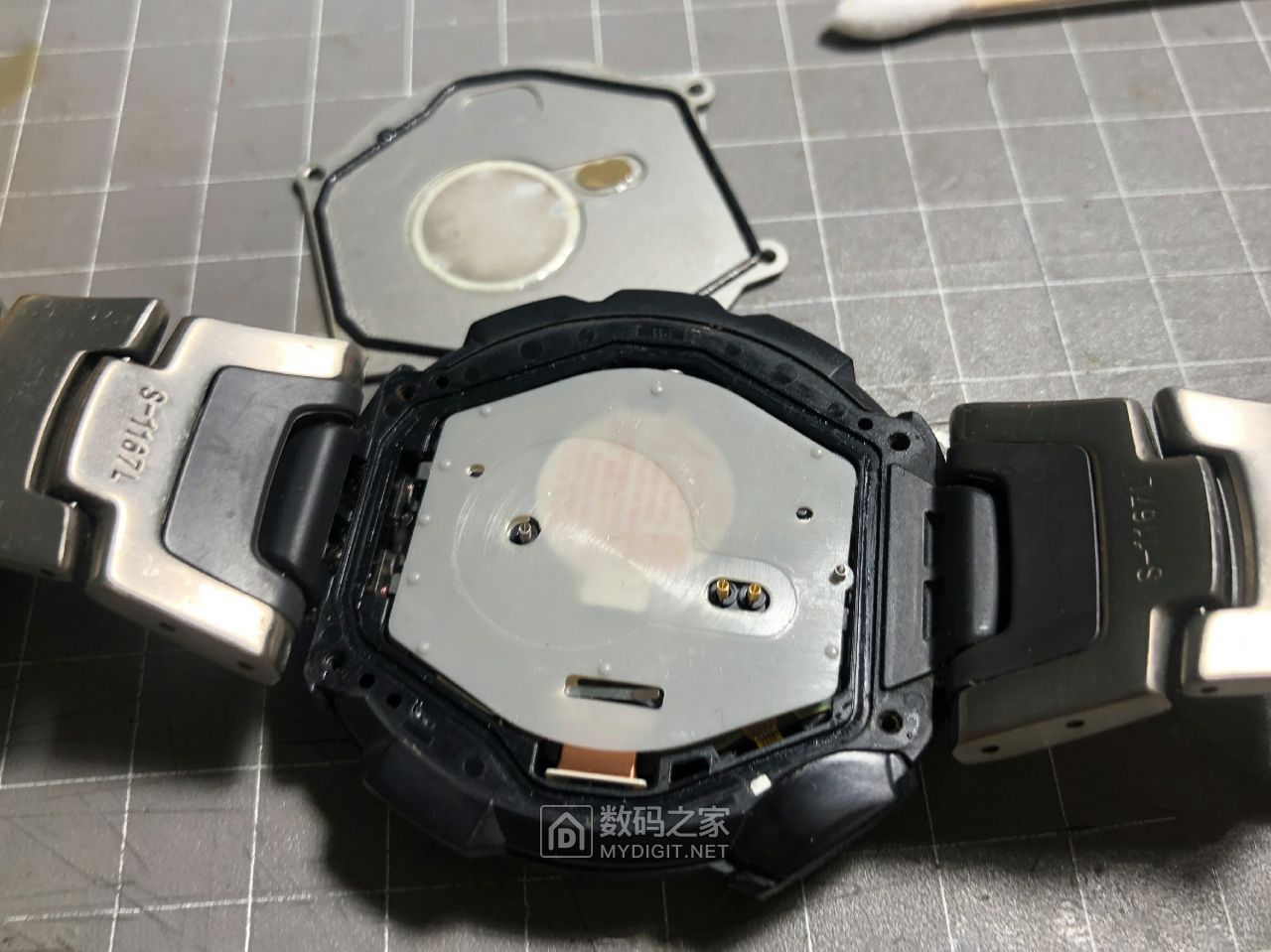 卡西欧手表ga1100更换电池,卡西欧手表ga1100电池更换视频