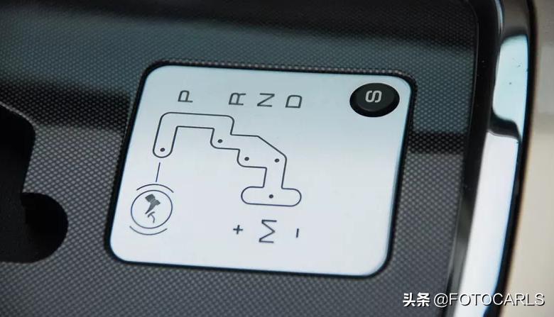 十年前的领导座驾,老款标致总统座驾