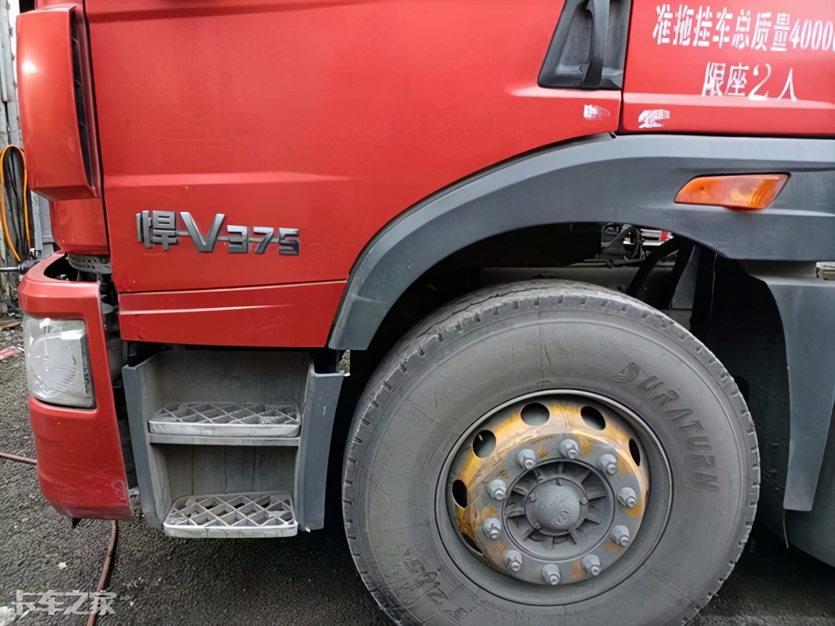 性价比高的单驱牵引车,解放悍v牵引车最新款物流车