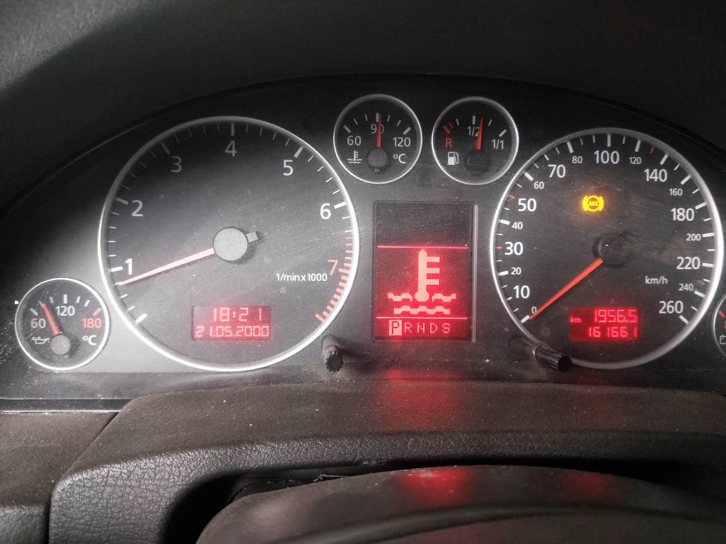 奥迪6缸2.8发动机通病,奥迪2.8v6发动机抖动缺缸