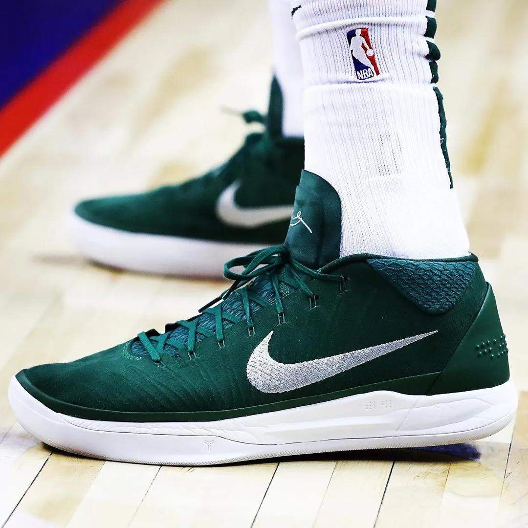 nba球员上脚过的李宁,nba球员上脚库里球鞋