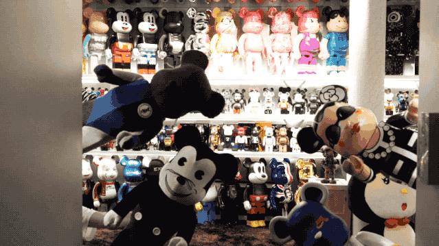 罗志祥参观萧敬腾豪宅,罗志祥家的玩具