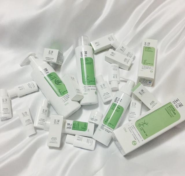 佳雪保湿补水化妆水,国货大瓶护肤水哪个好用