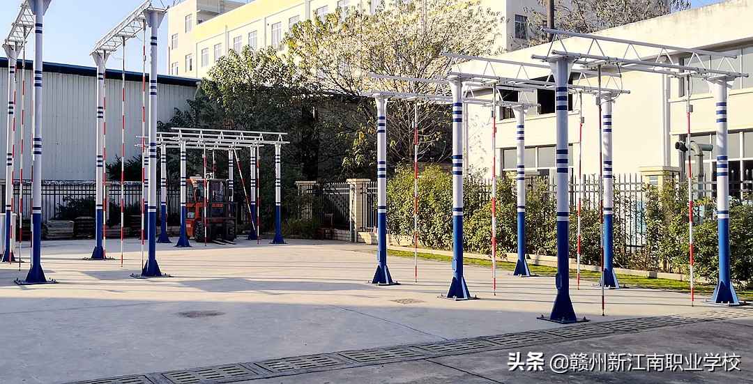 赣州市堆垛叉车培训,赣州叉车考证培训