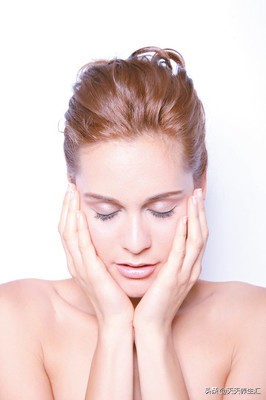 女生内分泌失调怎么调理喝什么,女性内分泌失调饮食上如何改善