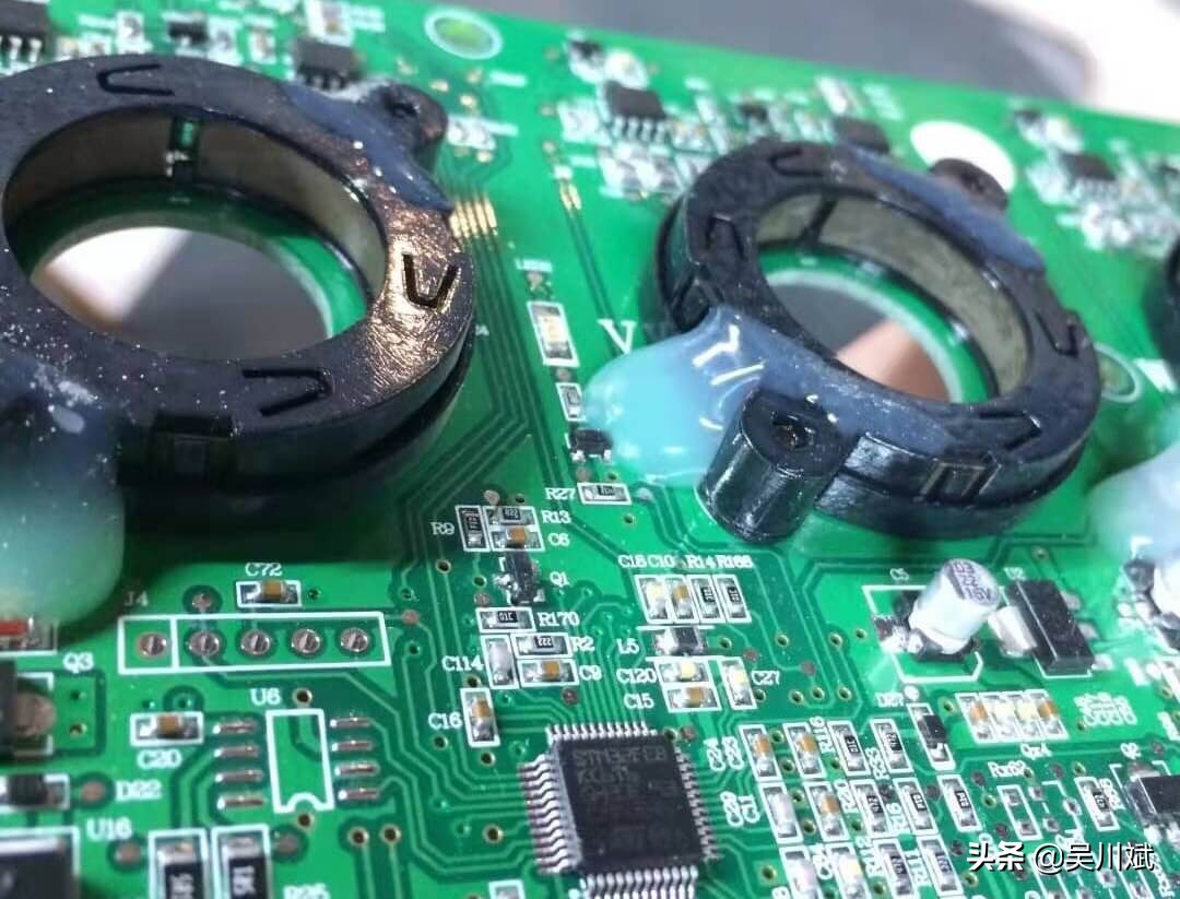 pcb生产过程中有透明塑料异物,pcba上白色胶状物是什么