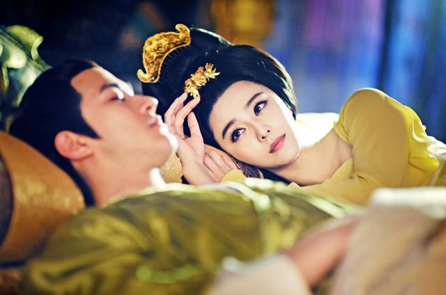 杨玉环怎么成了唐玄宗的贵妃,杨玉环和唐玄宗的关系