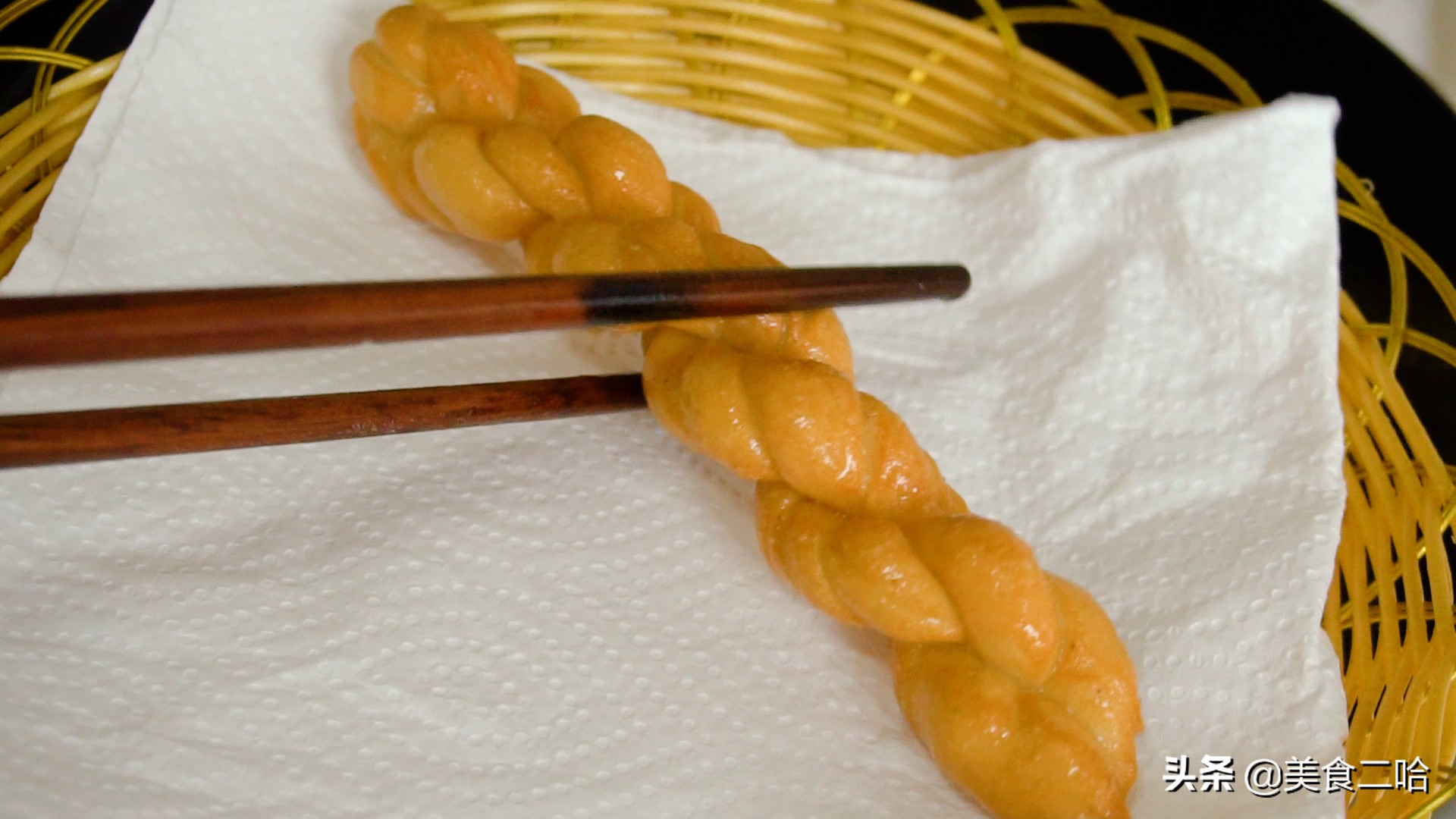 1碗面粉1个鸡蛋的做法,1碗面粉3个鸡蛋简单做出小零食