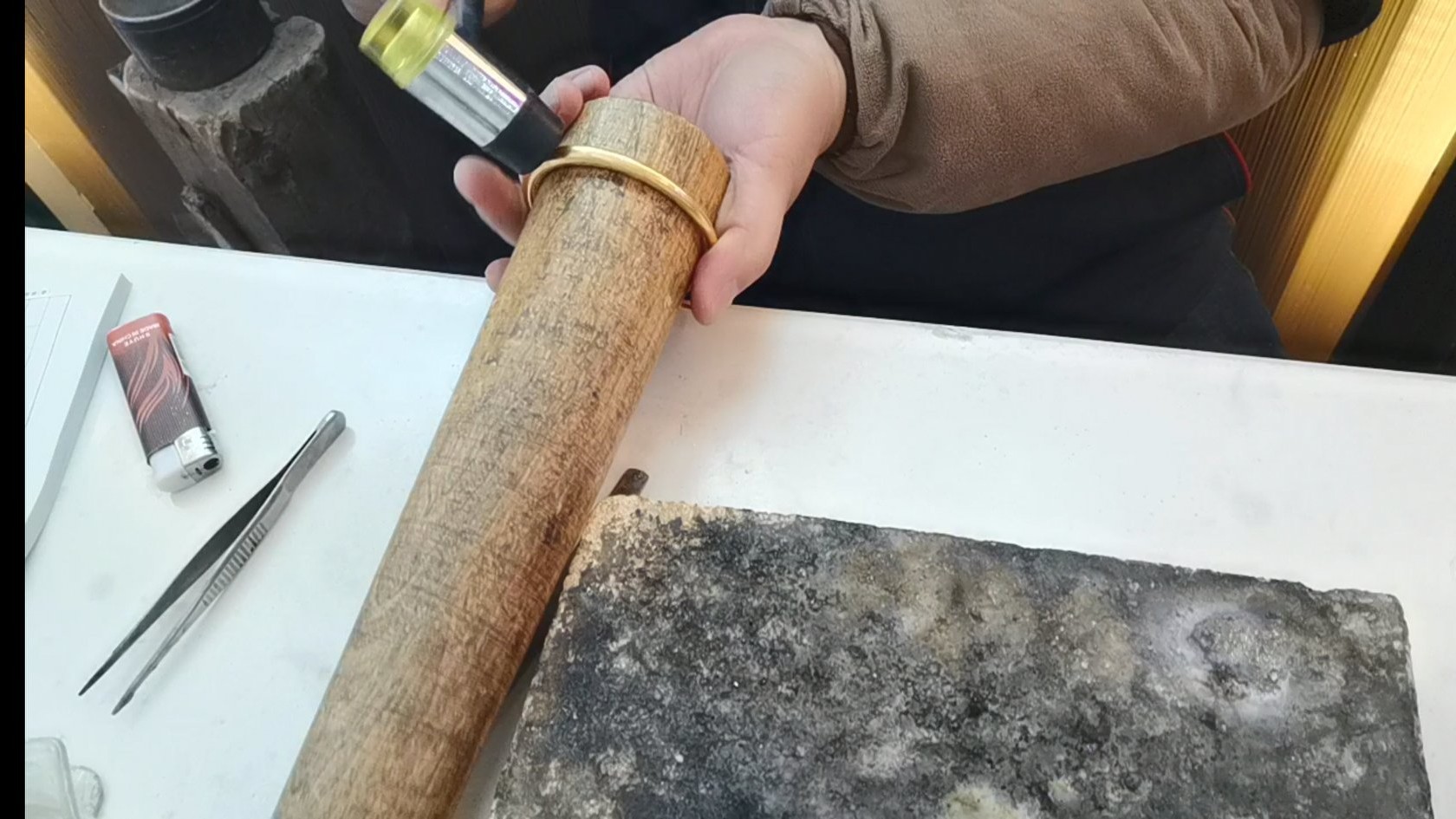 清洗黄金镯子会掉克数吗,怎么修复变形的黄金手镯