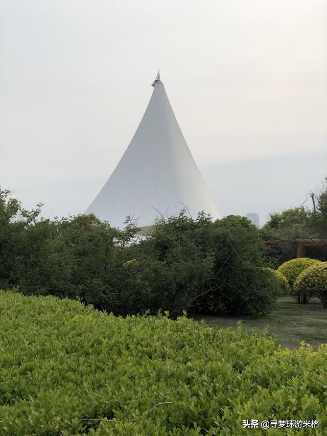 青岛的金沙滩和银沙滩哪个比较好,青岛金沙滩风景区简介