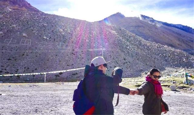 拉萨旅游攻略必带物品大全,来拉萨带什么特产比较好